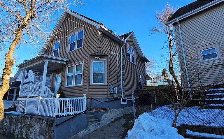 Pawtucket RI exterior