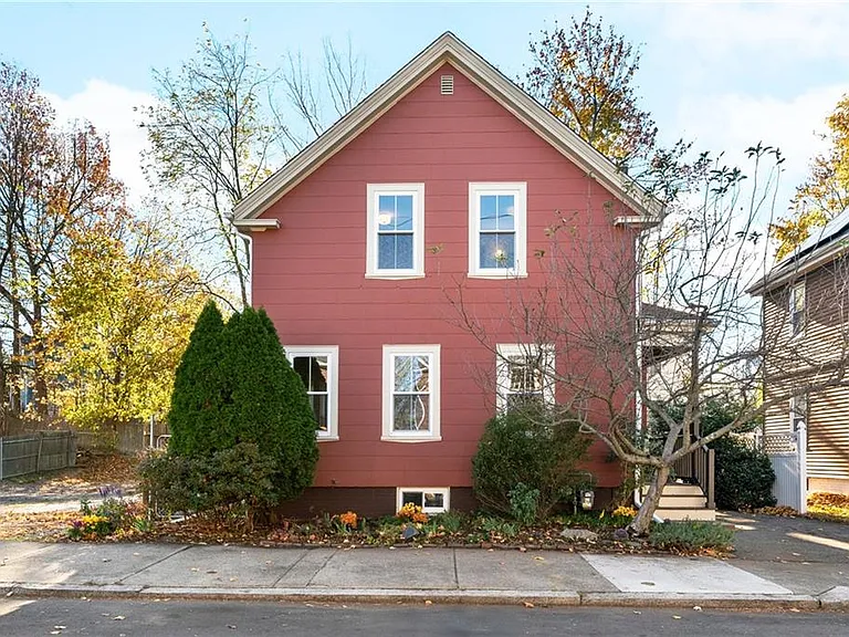 Pawtucket RI exterior