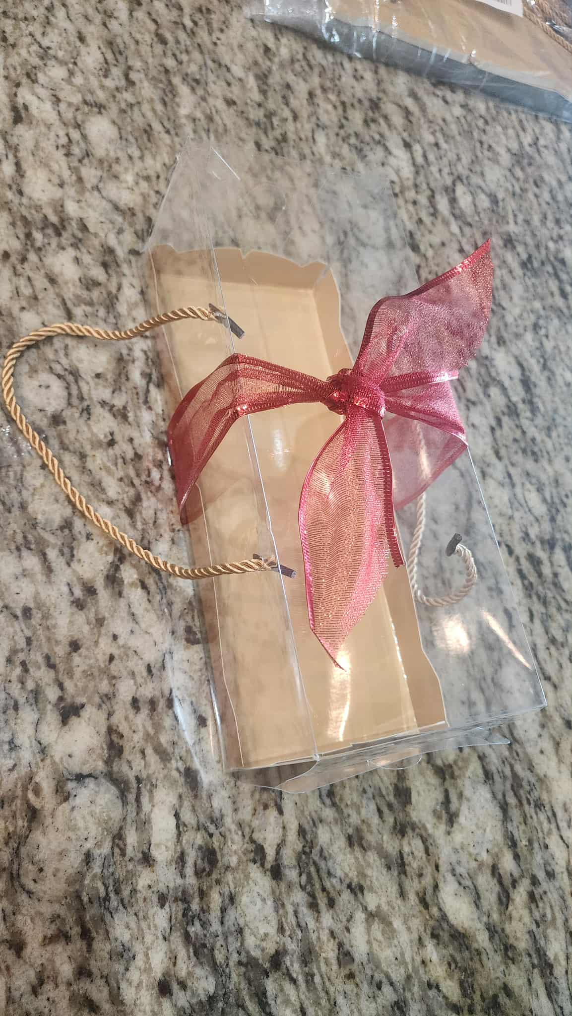 packaging gifts
