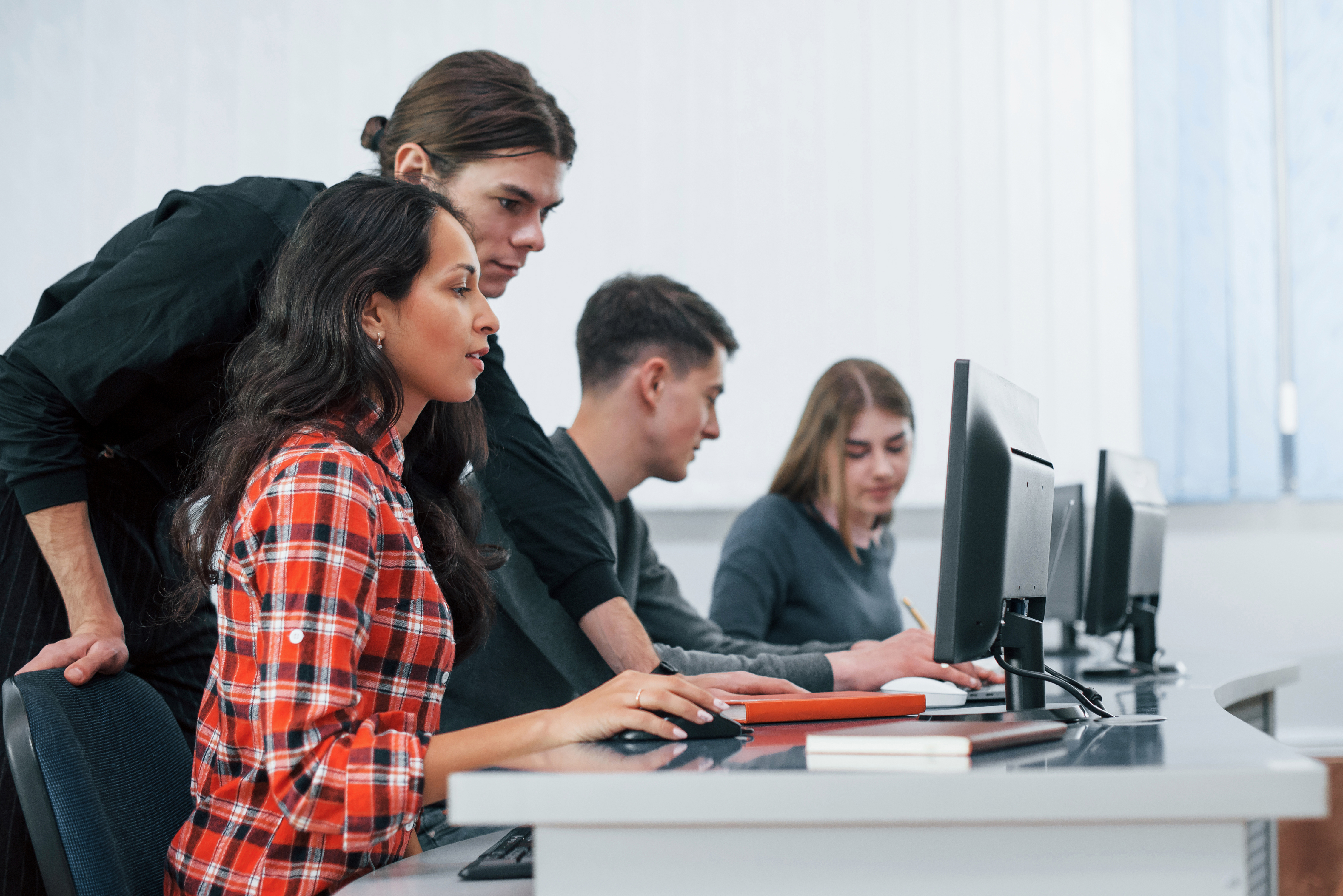 Computing Degree in London: Learn from Industry Experts