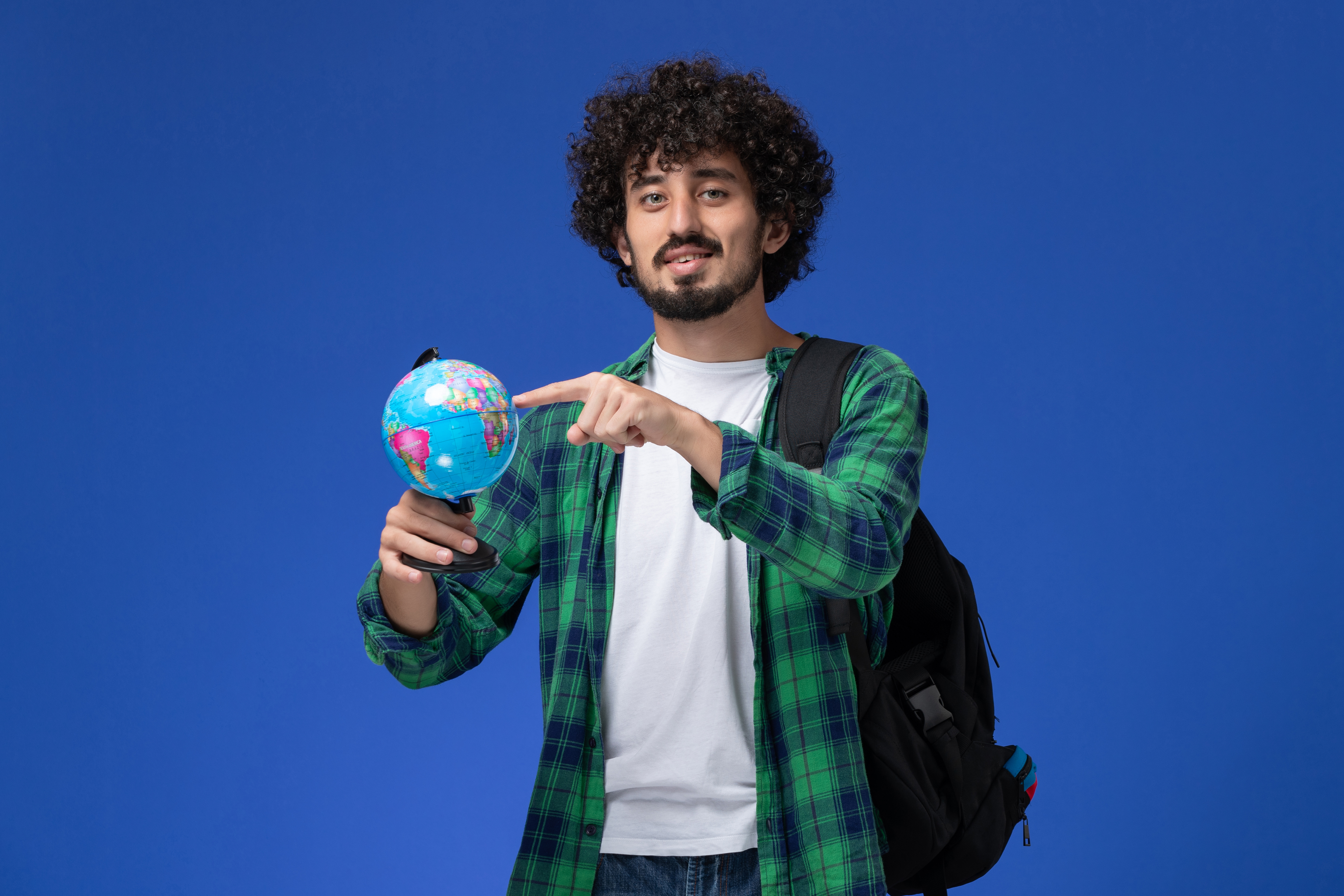 What Is a Postgraduate and an Undergraduate Degree? A Complete Guide for Students
