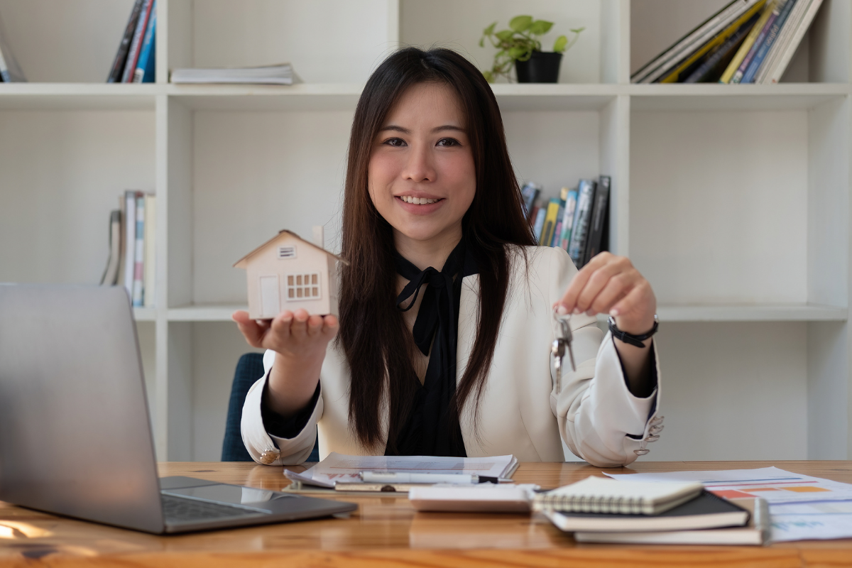 Mindset Shifts for Success: How to Overcome Self-Doubt and Impostor Syndrome in Mortgage Sales Mindset Shifts for Success: How to Overcome Self-Doubt and Impostor Syndrome in Mortgage Sales