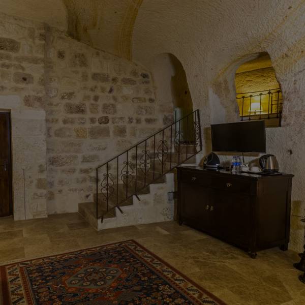 Yunak Evleri suite room