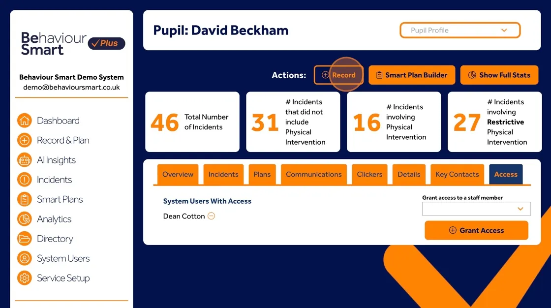 Behaviour Smart Record menu allowing staff to choose incident report, behaviour clicker or Smart Plan options.