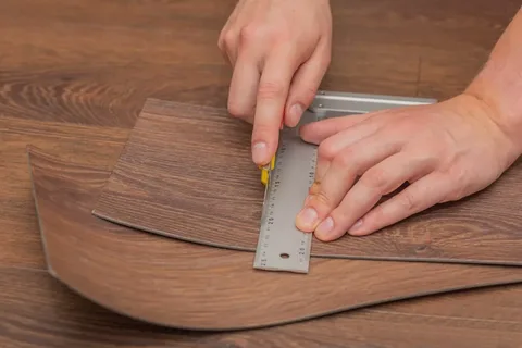 Cutting Planks to Fit Cutting Planks to Fit