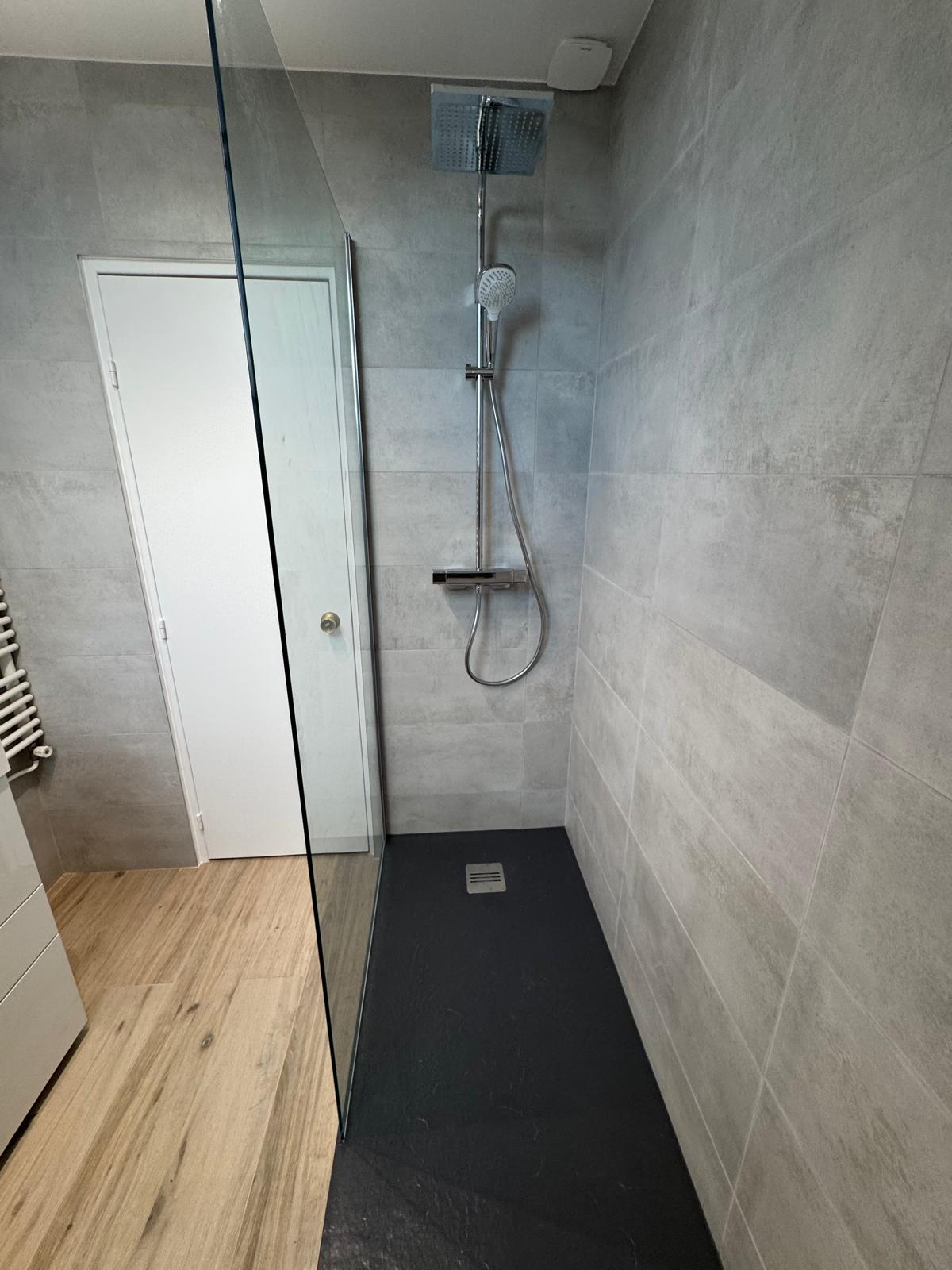 Salle de bain après angle 2
