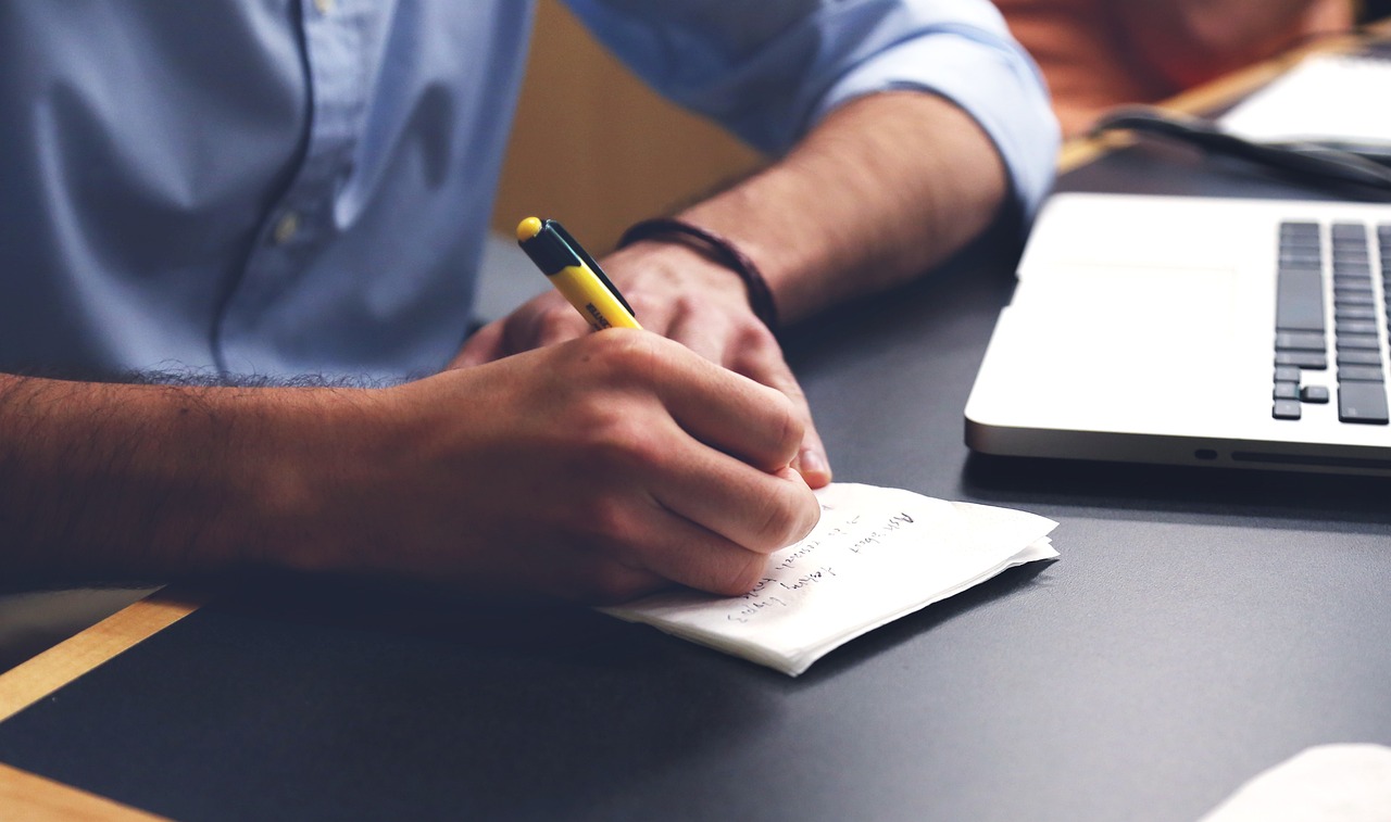 Tips to Balance Work and Faith for the Modern Christian