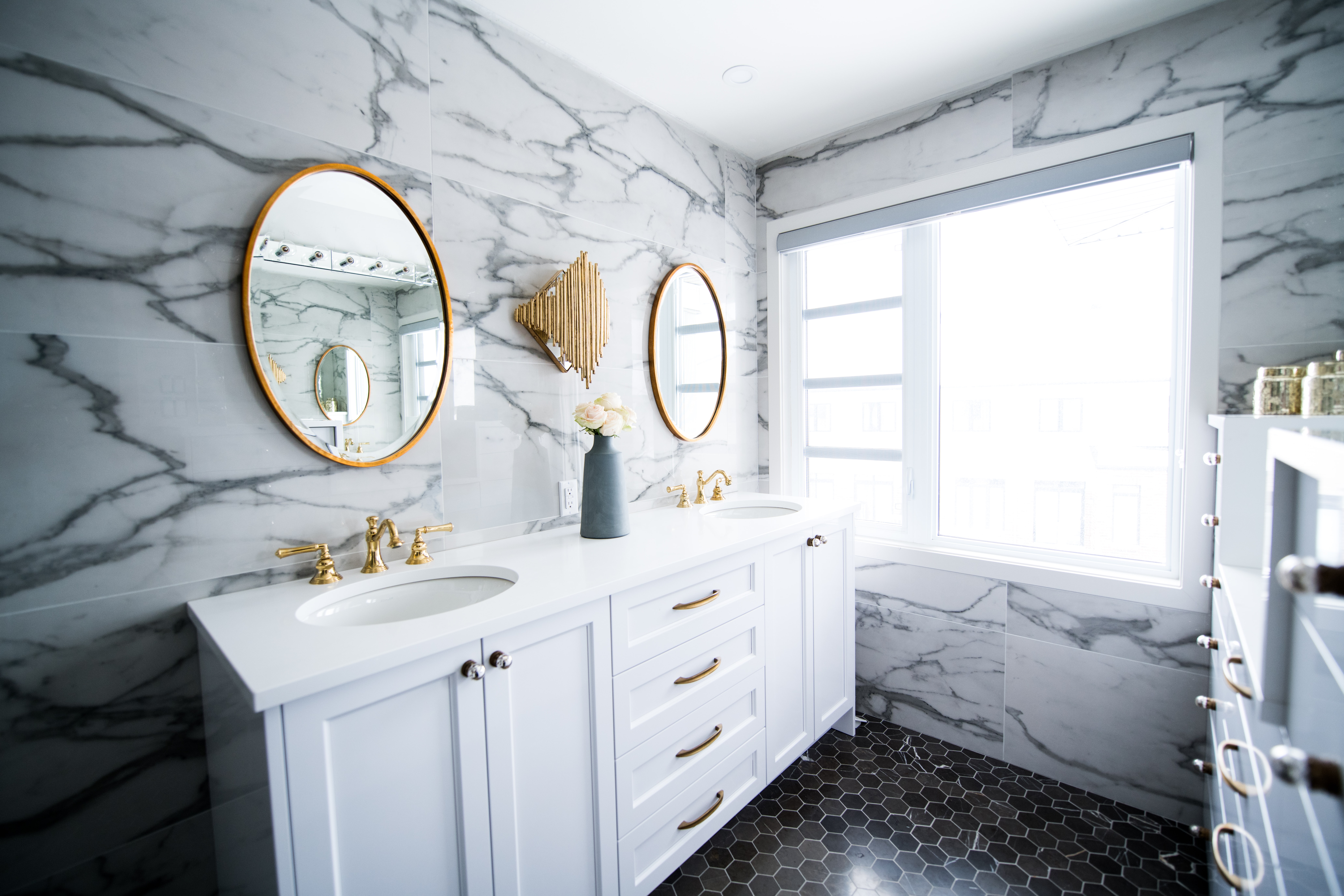 Choosing your bathroom remodeling layout | Alabama construction pros