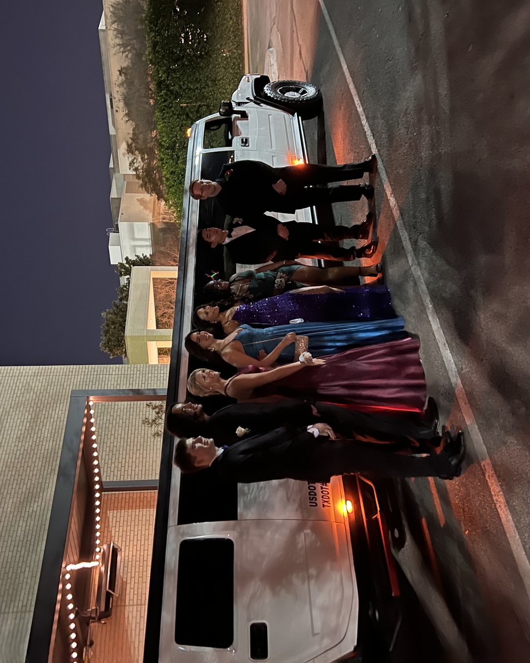 Dallas Hummer Limo Service for Prom – Luxury Transportation for Special Events Dallas Hummer Limo Service for Prom – Luxury Transportation for Special Events