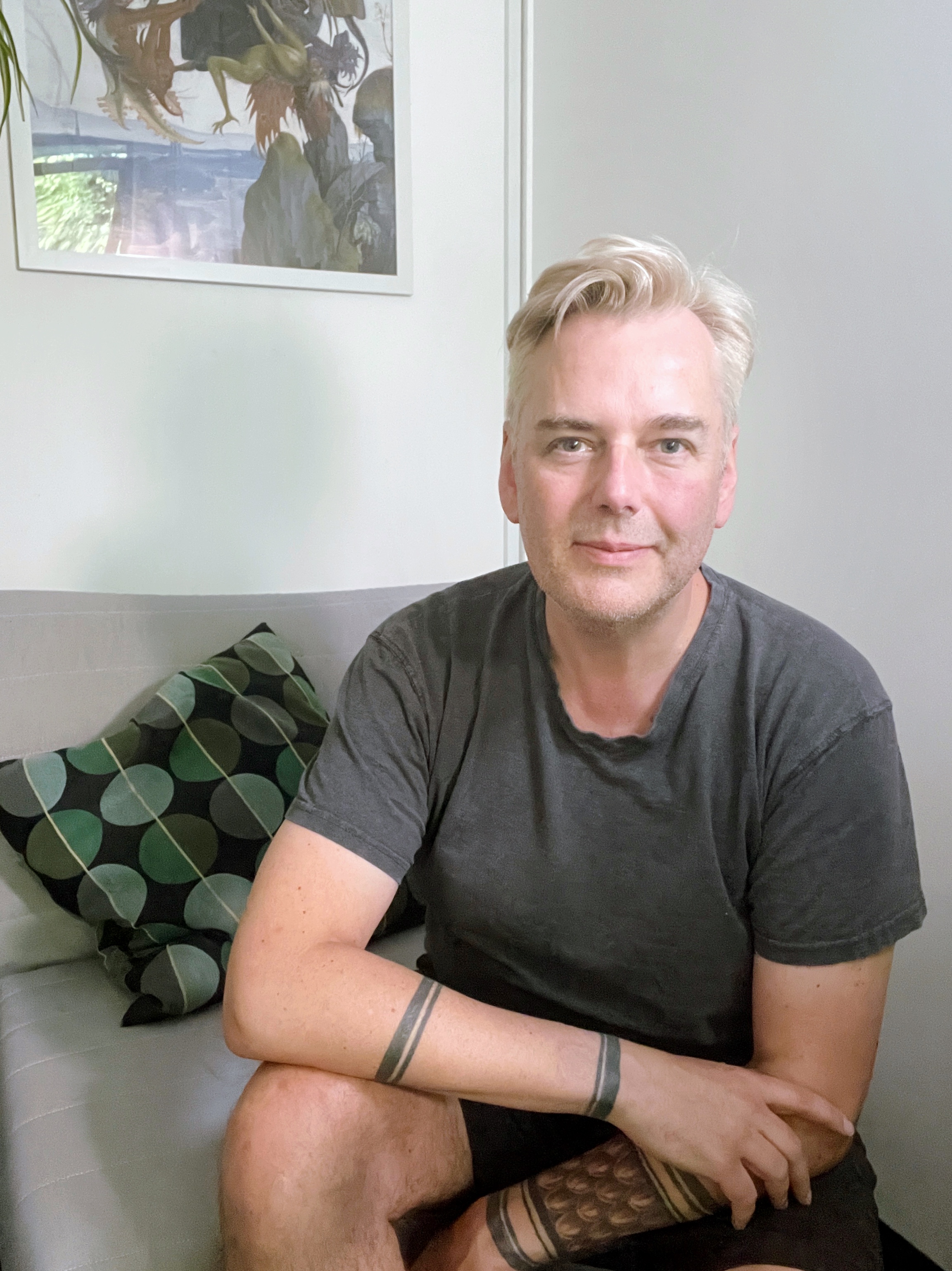 Portrait of AI DIY founder – expert in small business growth and AI strategy