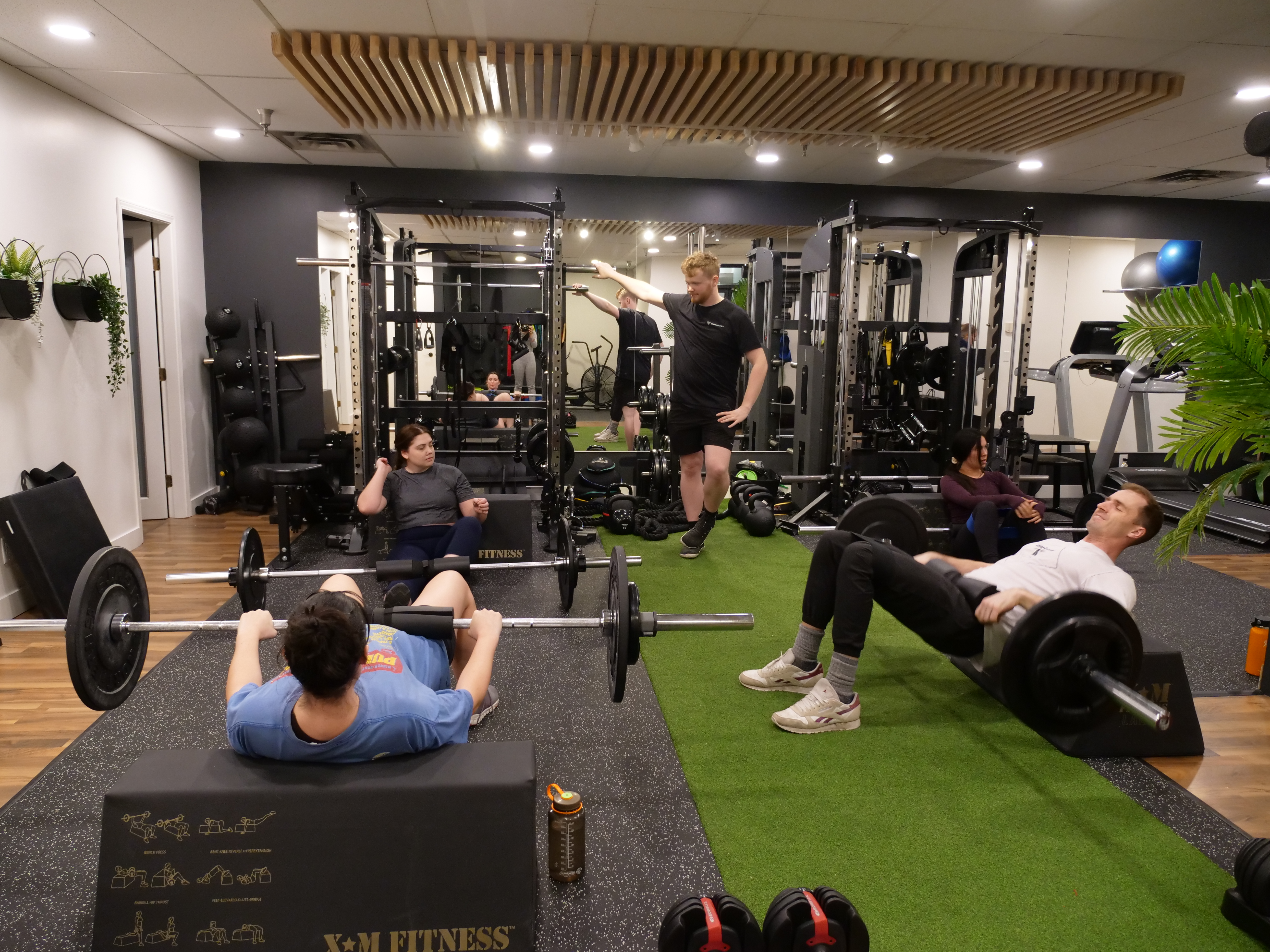 hipthrust-vancouverpersonaltrainer