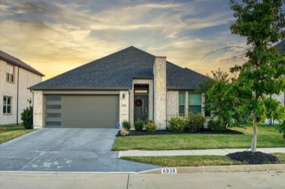 6938 Aster Dr, Venus TX - Modern Home in Midlothian ISD