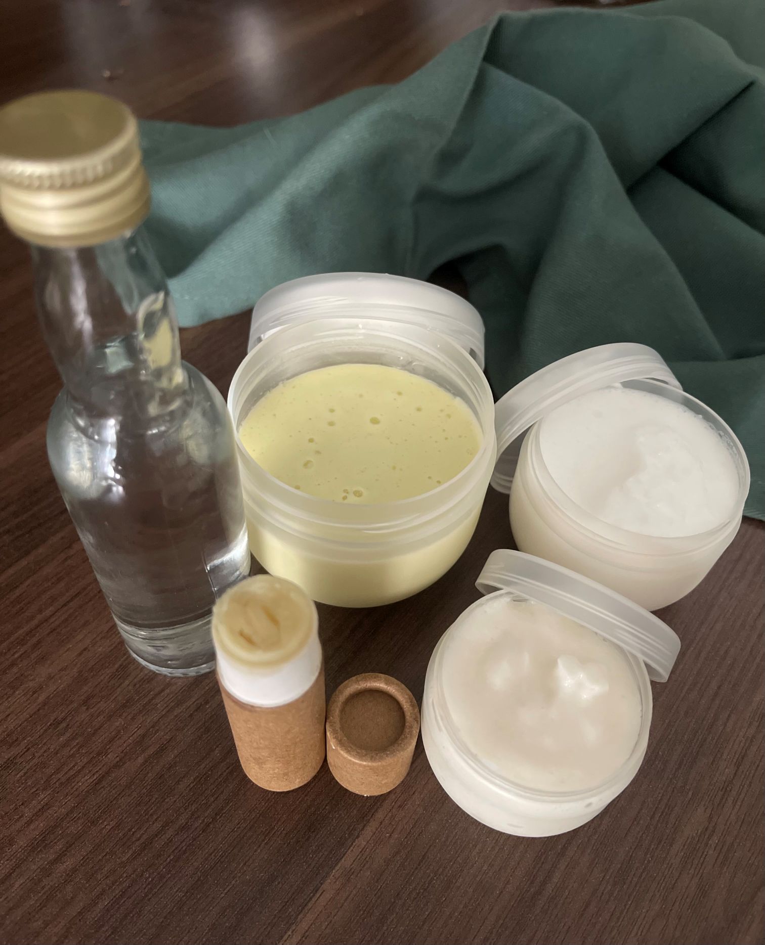 pflanzenoele-hautpflege-evakristandl