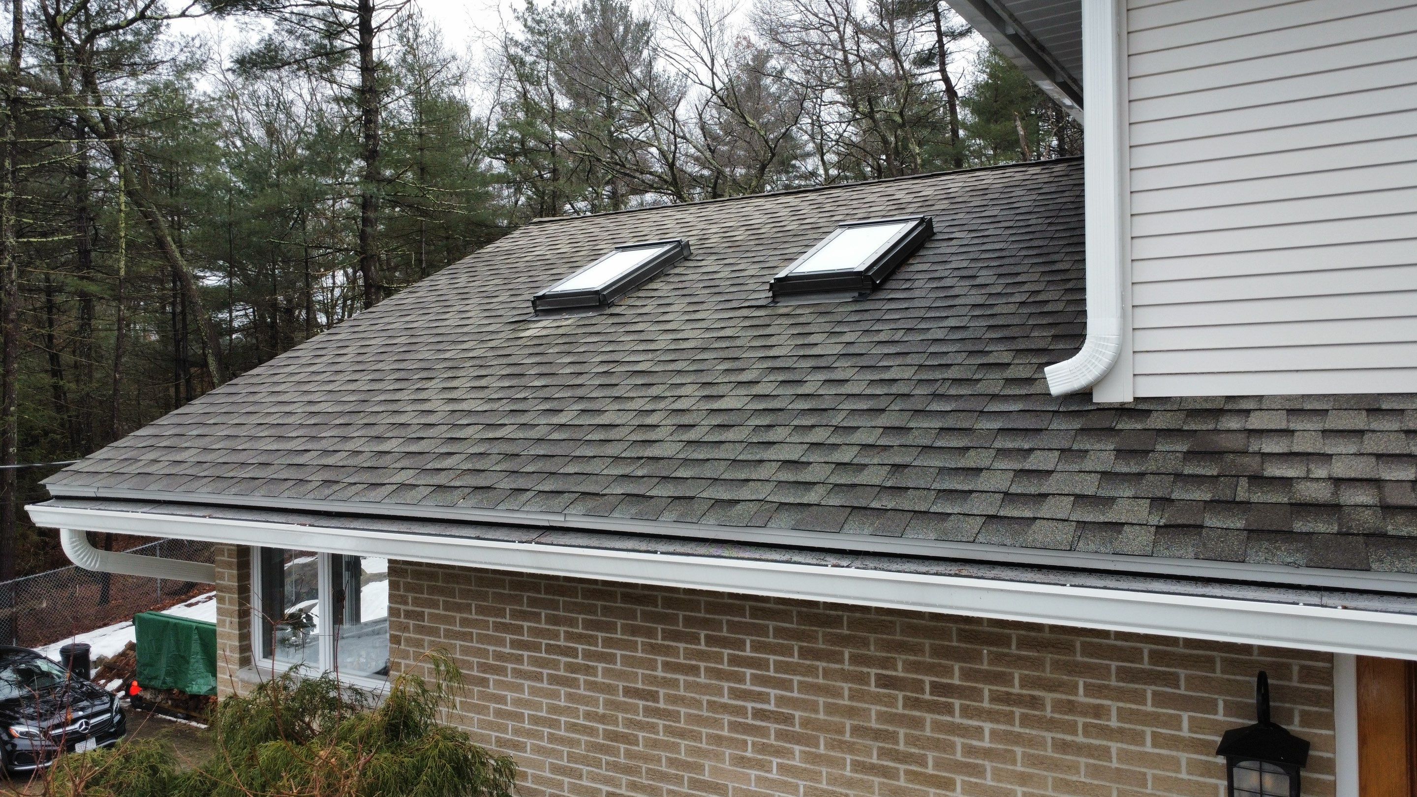 Average cost to install a skylight