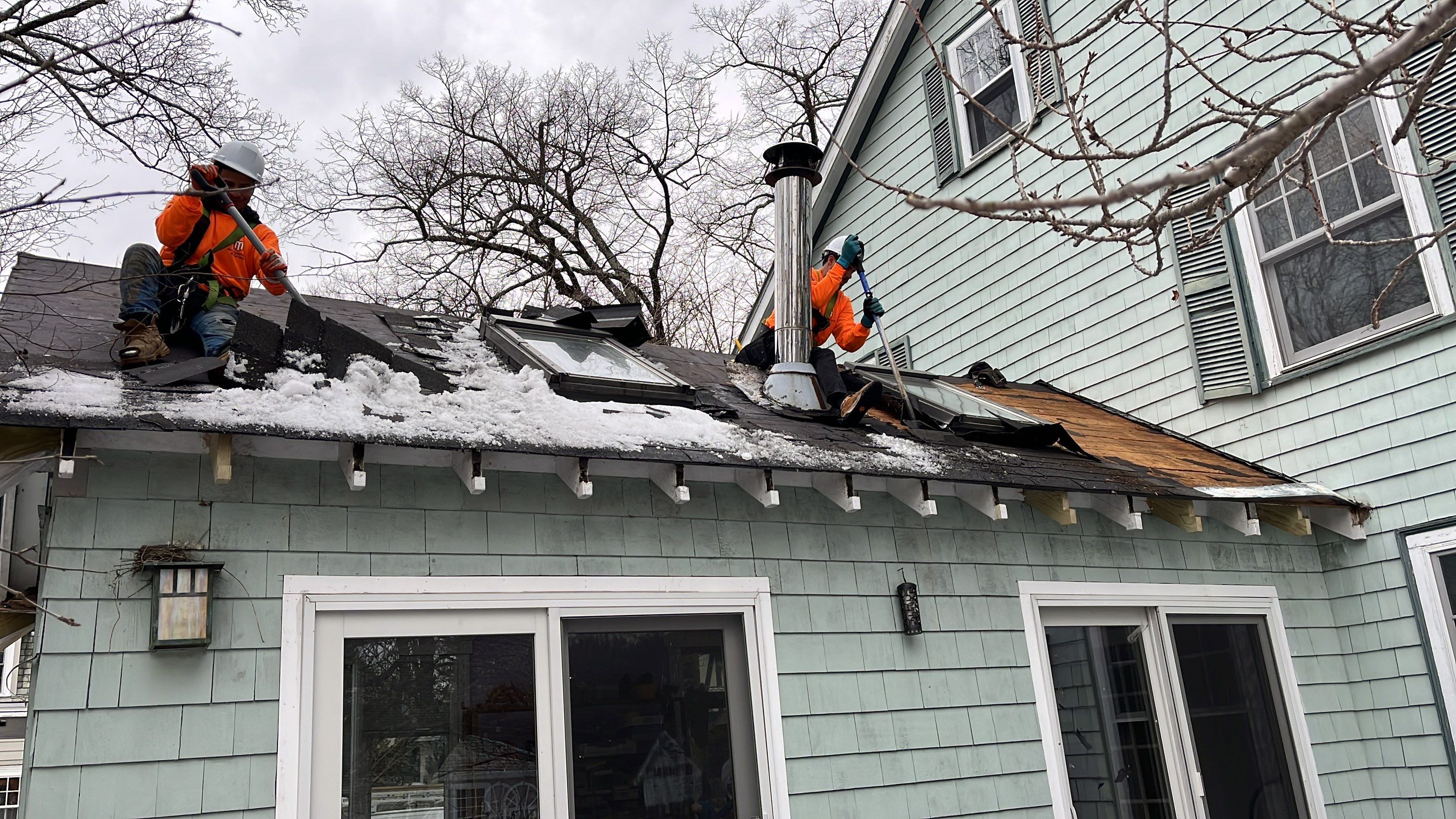 How to fix a leaking skylight