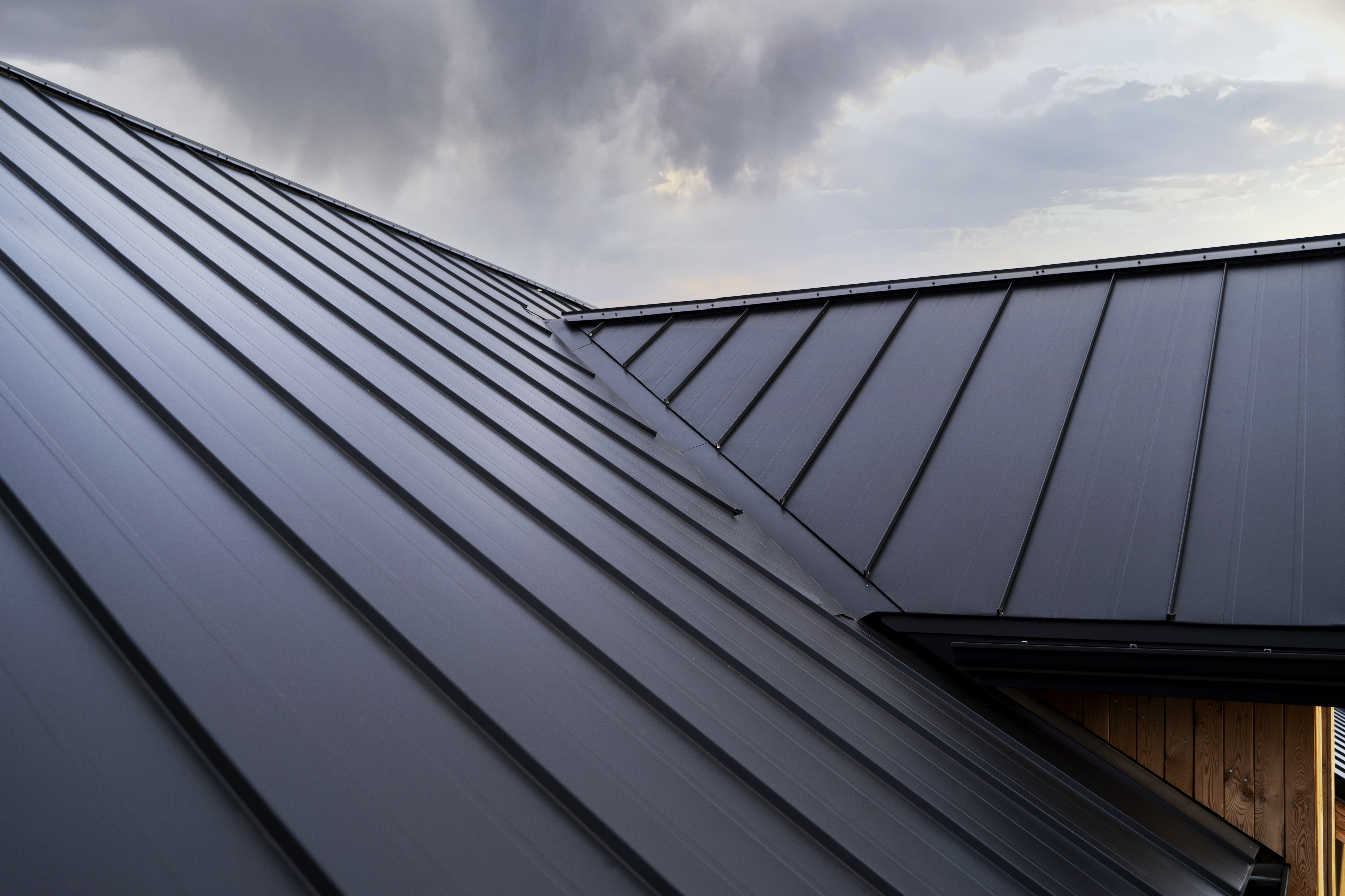 Lightning Protection for Metal Roofs – Do You Really Need It?