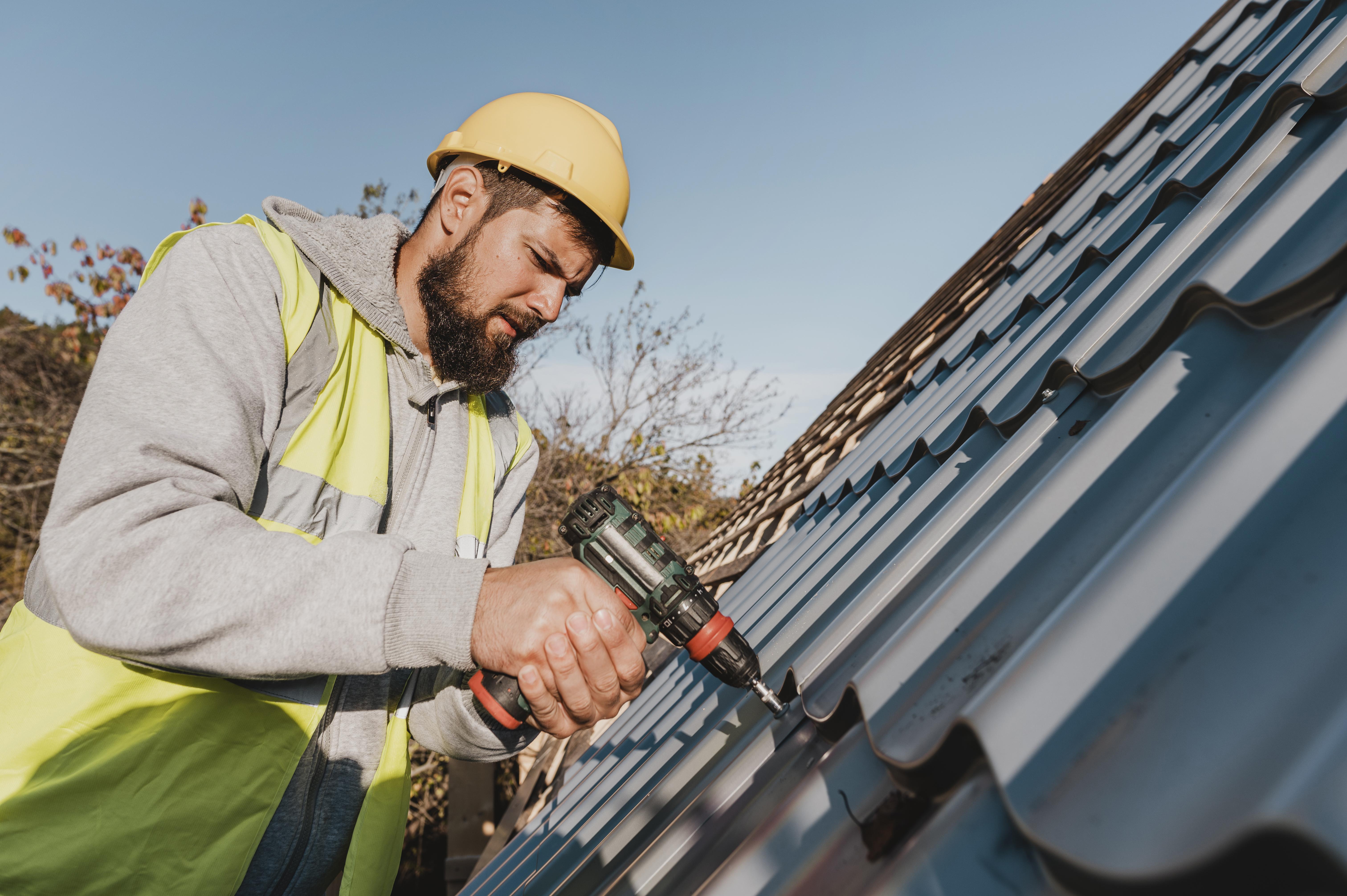 Tin Roofing Contractors – How to Choose a Pro for Quality Installation