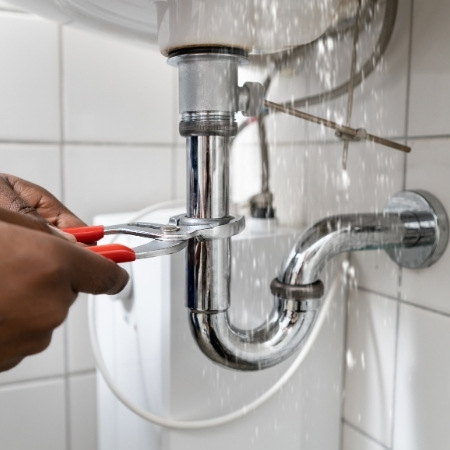 Kitchen & Bathroom Plumbing Repairs