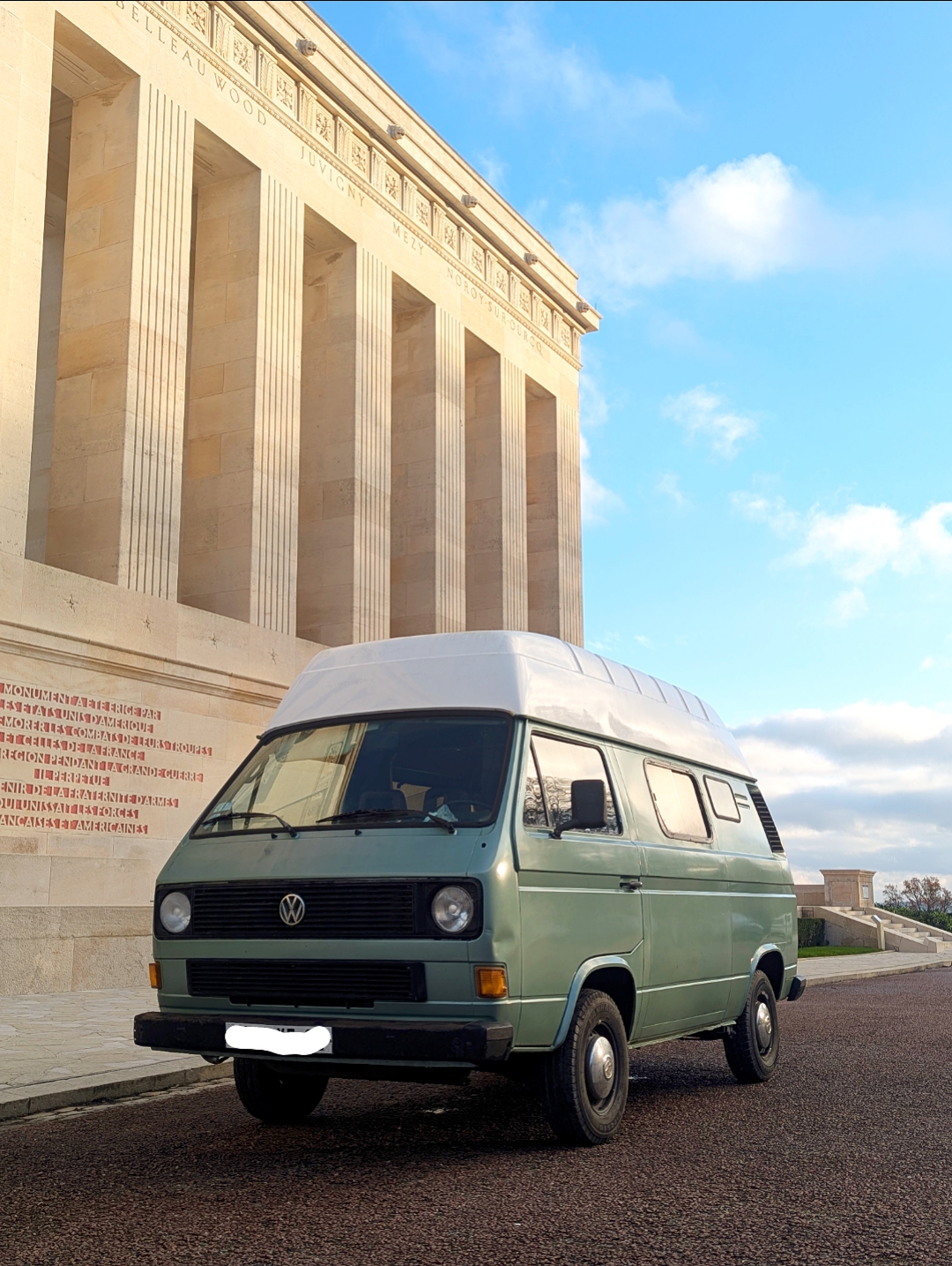 voyager en van voyager en van