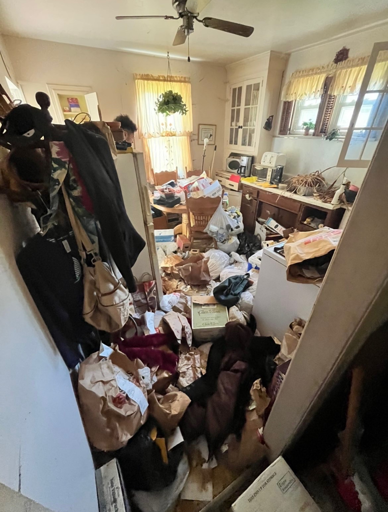 Foreclosure/Eviction Cleanouts