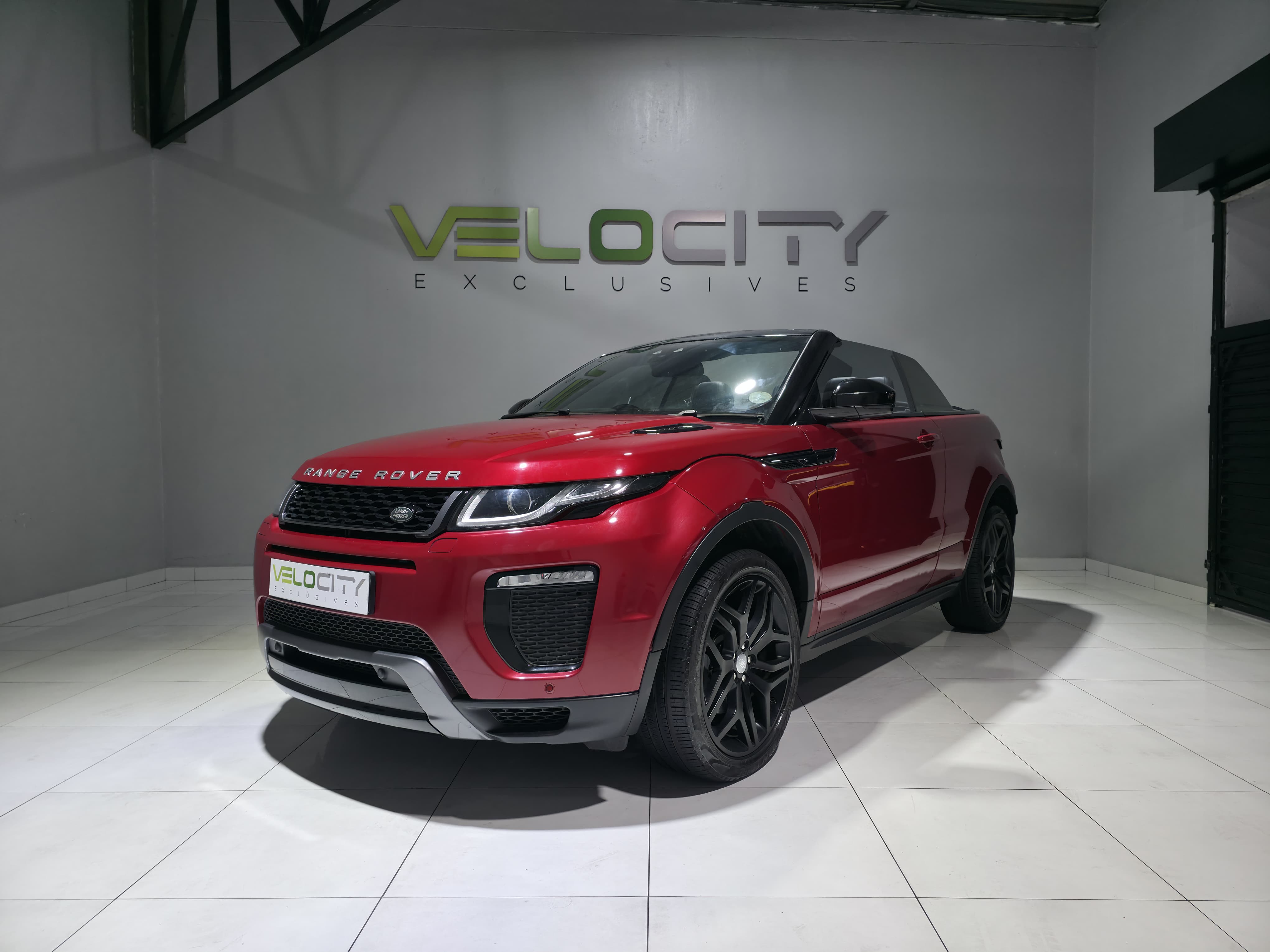 2018 Land Rover Range Rover Evoque Convertible HSE Dynamic Si4