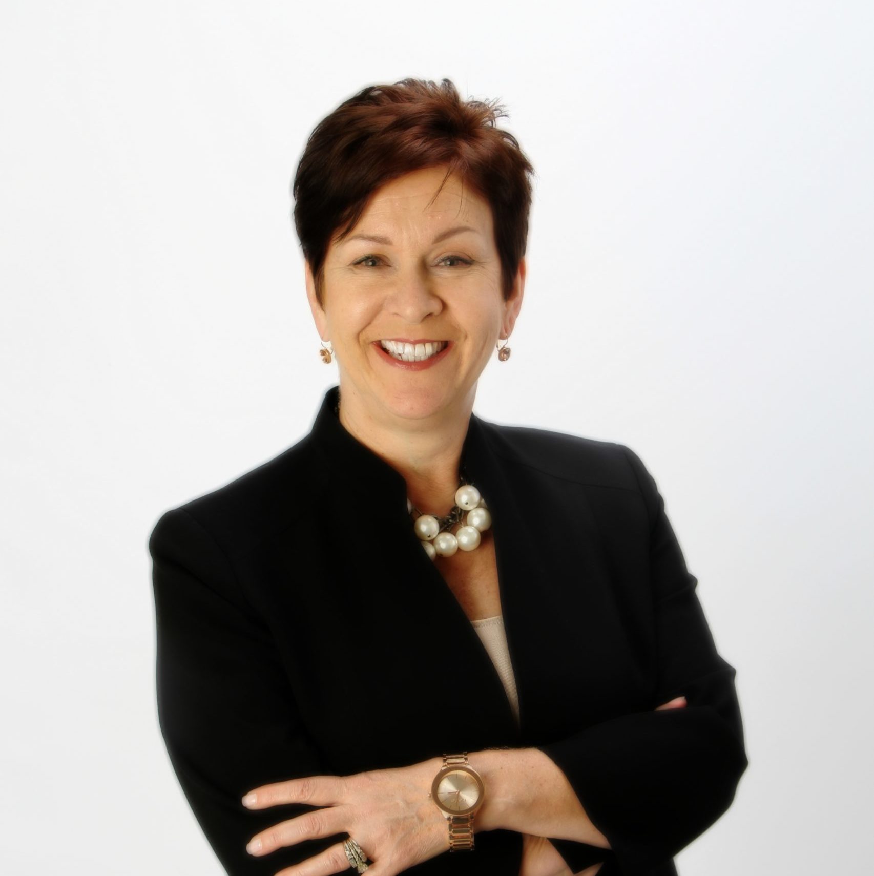 Sylke is a business consultant and executive advisor who works with STEM business leaders and professionals in STEM roles when they want to exceed the expectations of their stakeholders and their own.