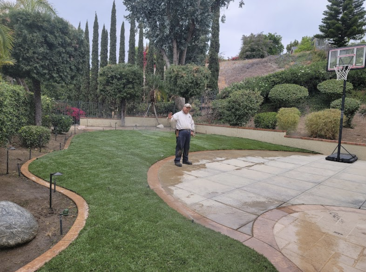 Francisco is the owner of Francisco's gardening and landscaping services in Whittier, Ca and has over 30 years experience servicing more than 2k lawns across California.