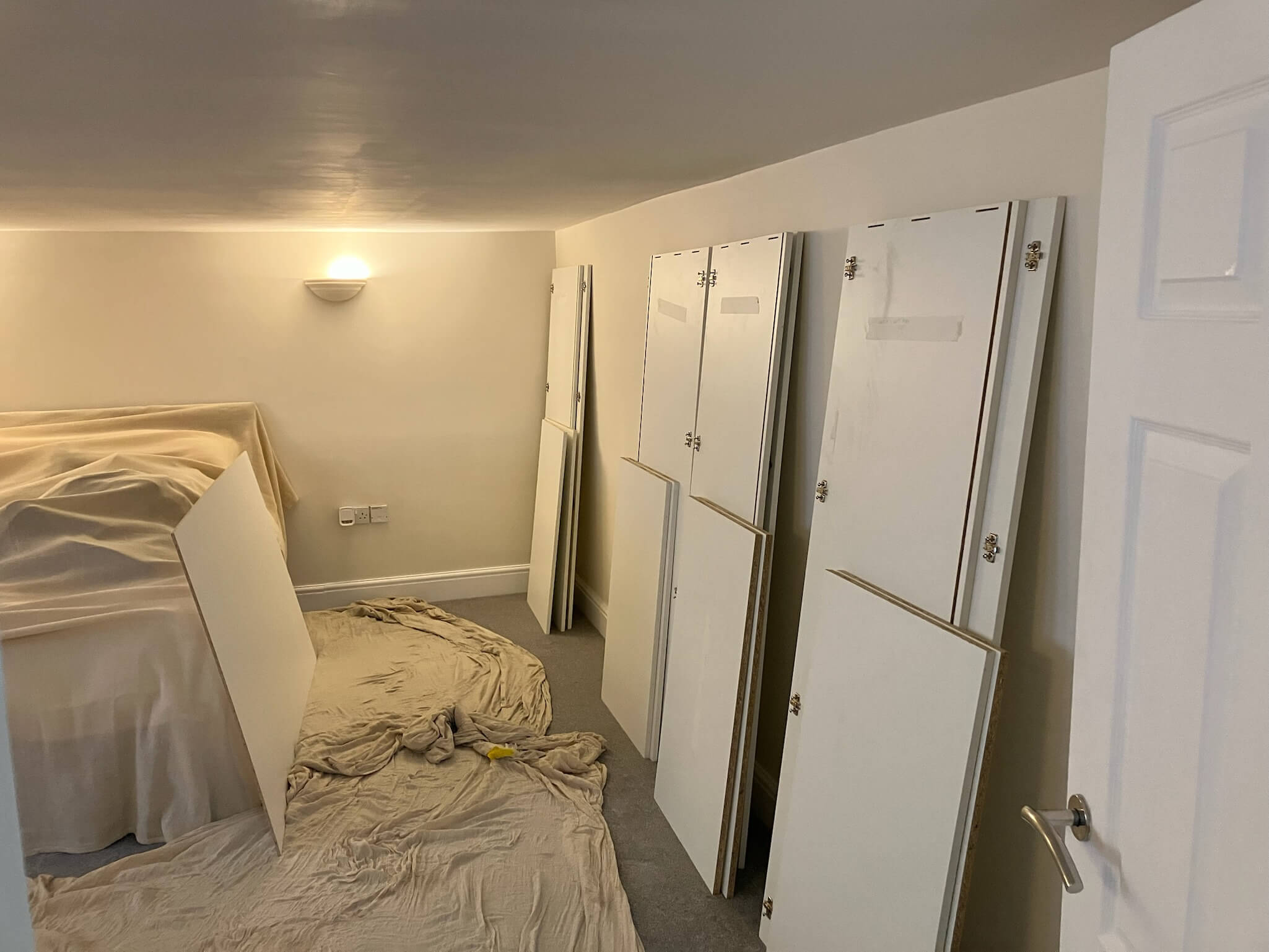 Wakefield bespoke wardrobe installation Wakefield bespoke wardrobe installation