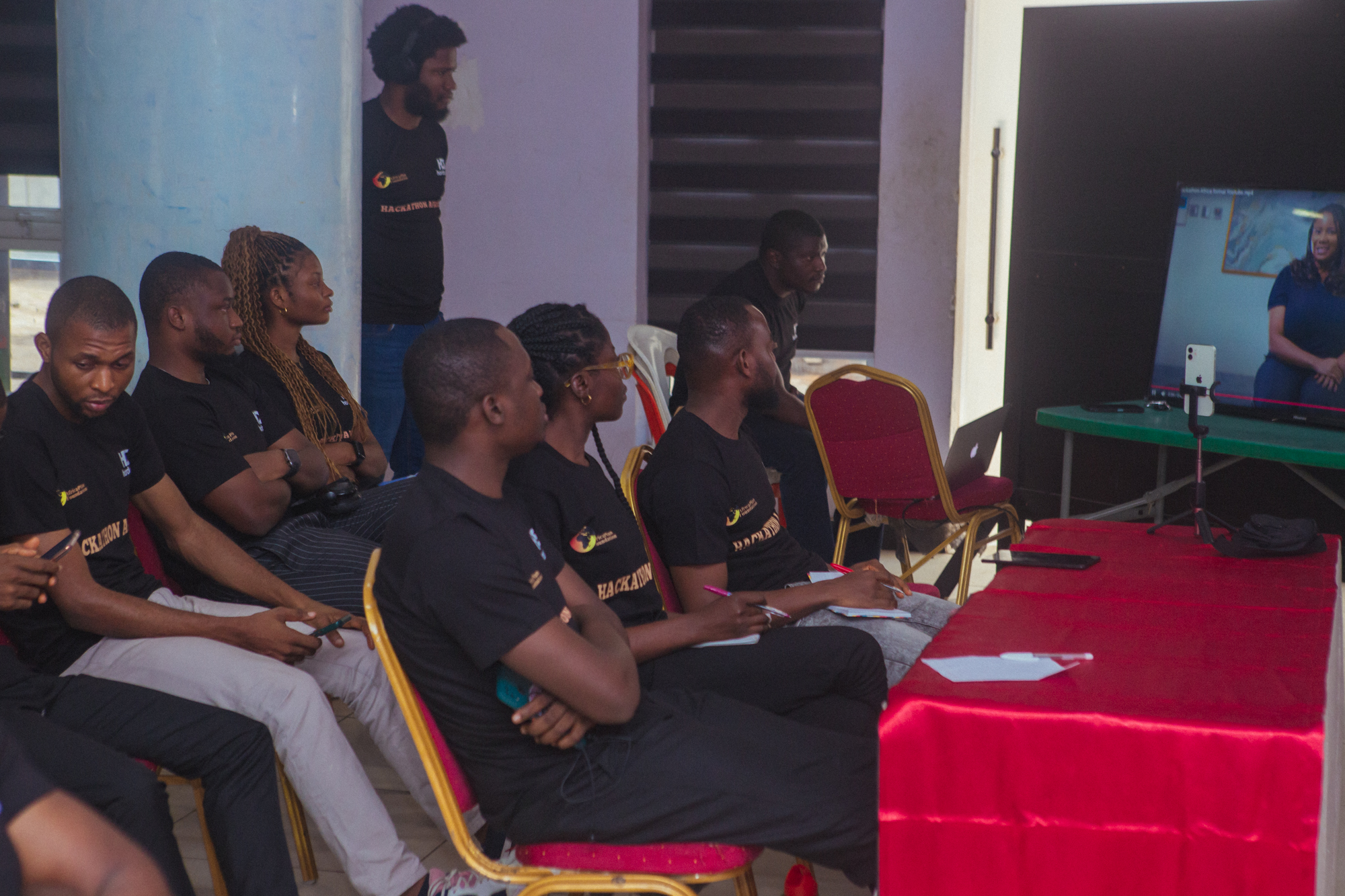 Successful Hordanso internship alumni sharing their career journeys and professional achievements in the digital marketing industry.