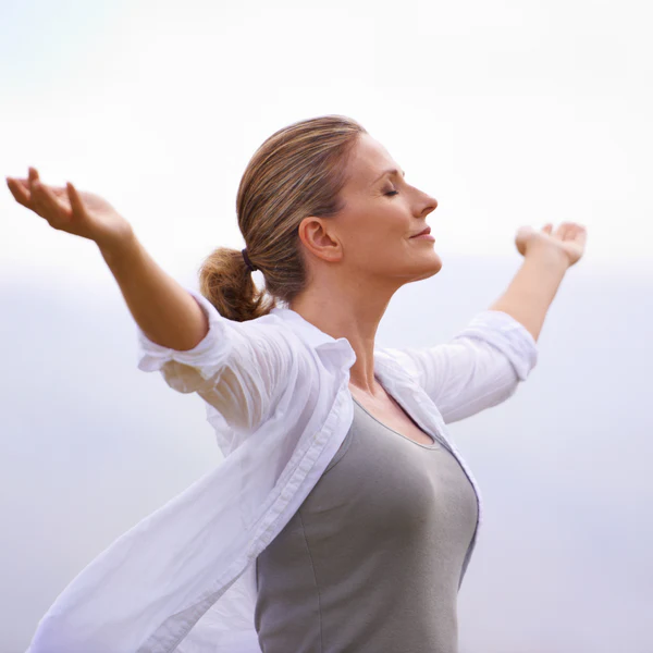 Healthy Food and Lifestyle Swaps to Prevent Bloating