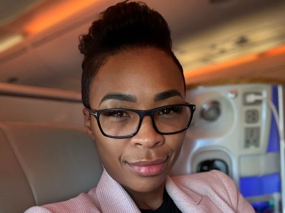 The Art of Solo Travel: How I Romanticize My Life Abroad