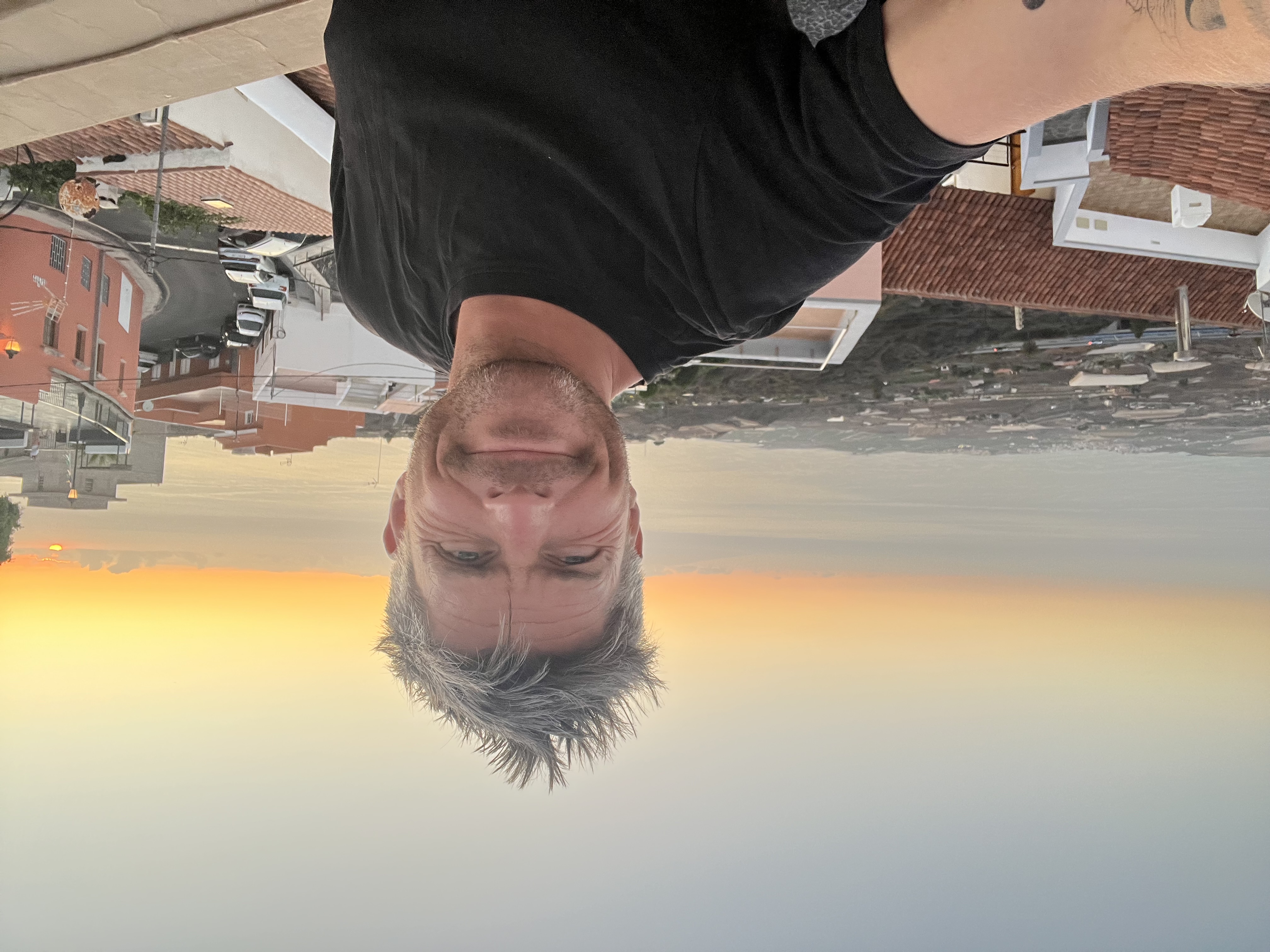 I'm the founder and lead coach at the Elastic Runner.