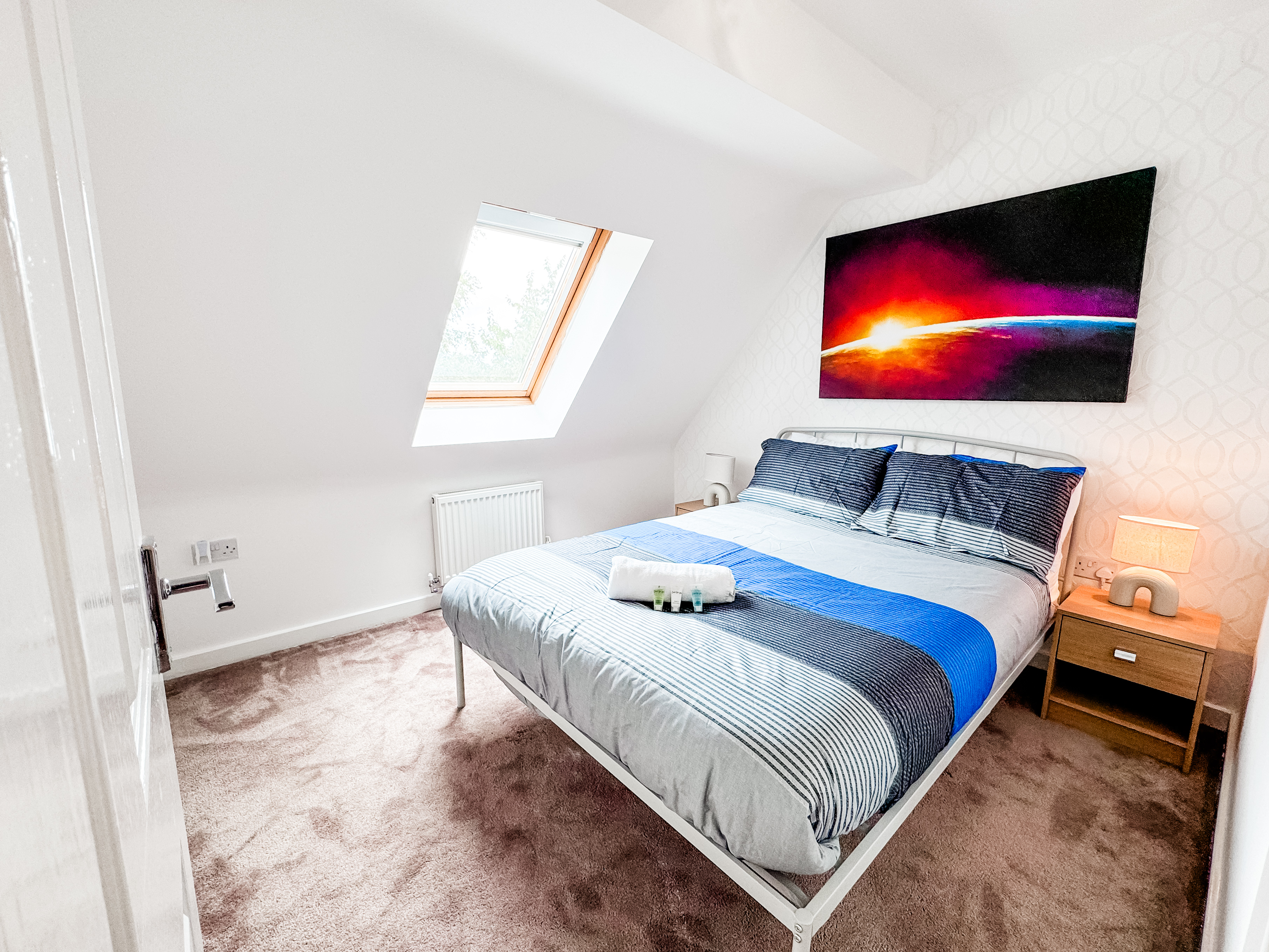 A bedroom on our 4 bed house in leeds for short term rental A bedroom on our 4 bed house in leeds for short term rental