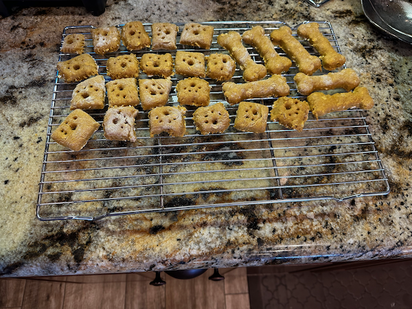 sourdough, sourdough living, dog treats, pumpkin, peanut butter sourdough, sourdough living, dog treats, pumpkin, peanut butter