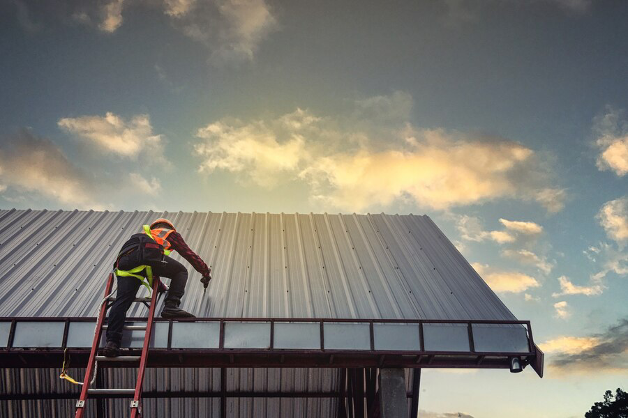  Metal Roofing