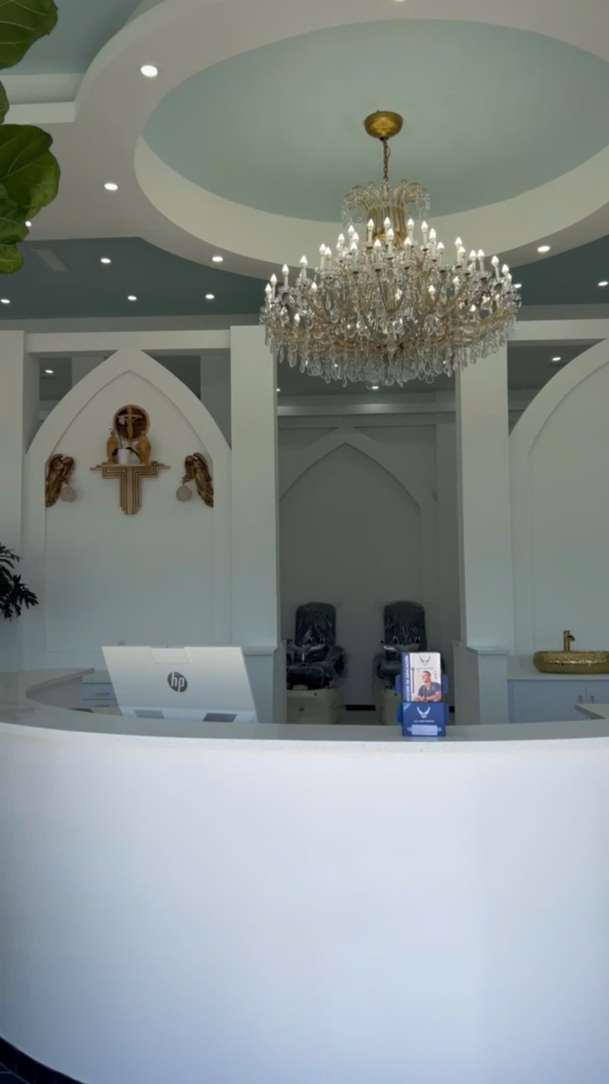  Nail & Bar – design 5