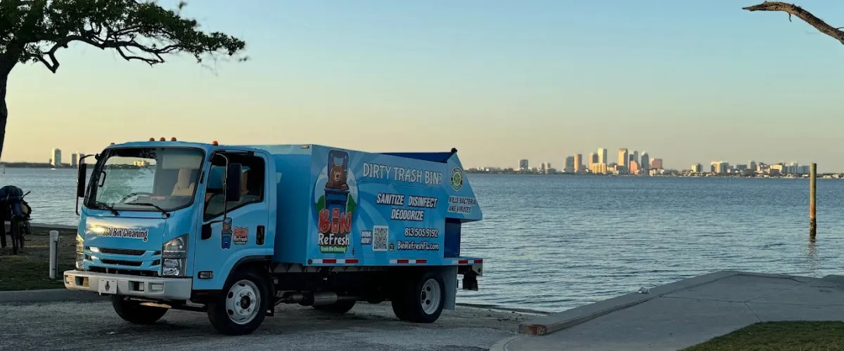 trash can cleaning truck trash can cleaning truck