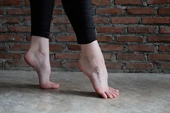 MOBILISING YOUR FEET MOBILISING YOUR FEET