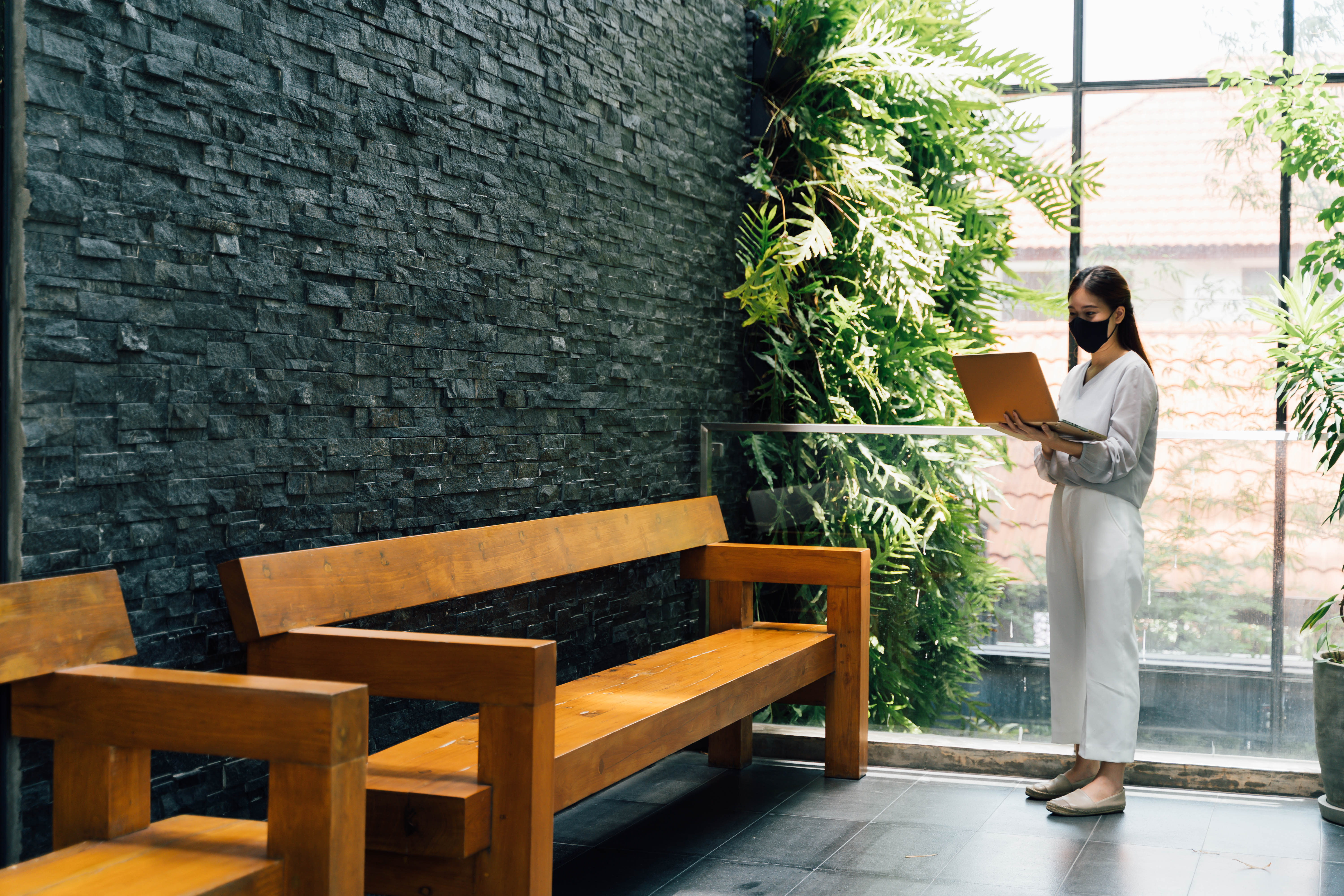 green walls