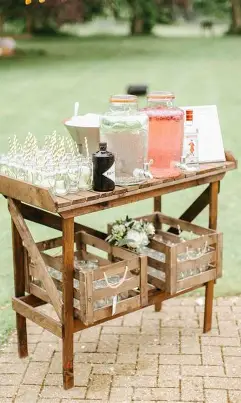 Wedding drinks station to help guest keep cool.