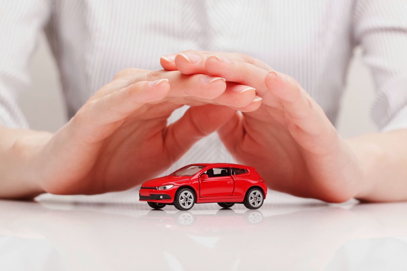 Protege tu automóvil con un seguro