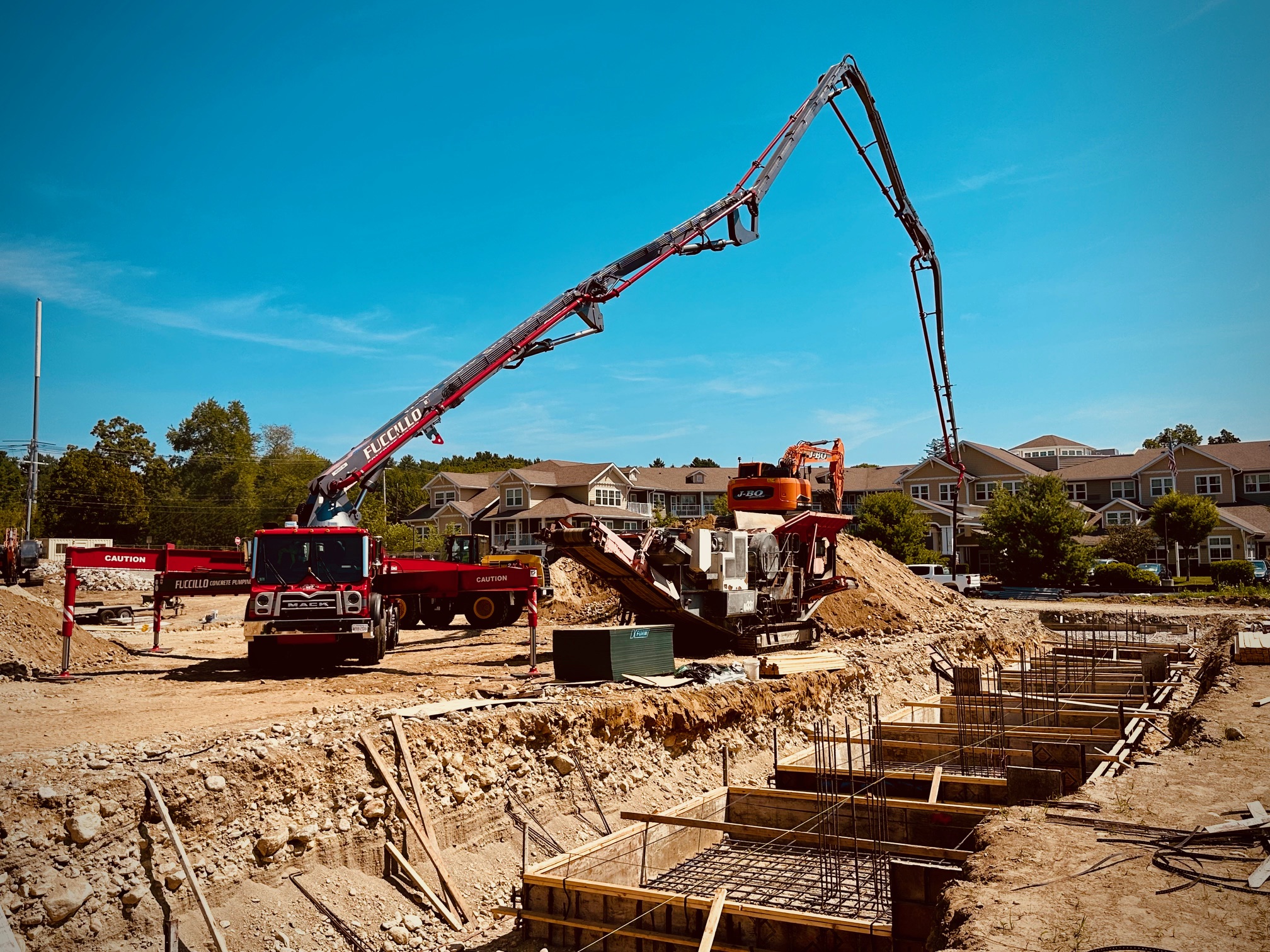 Pumping concrete
