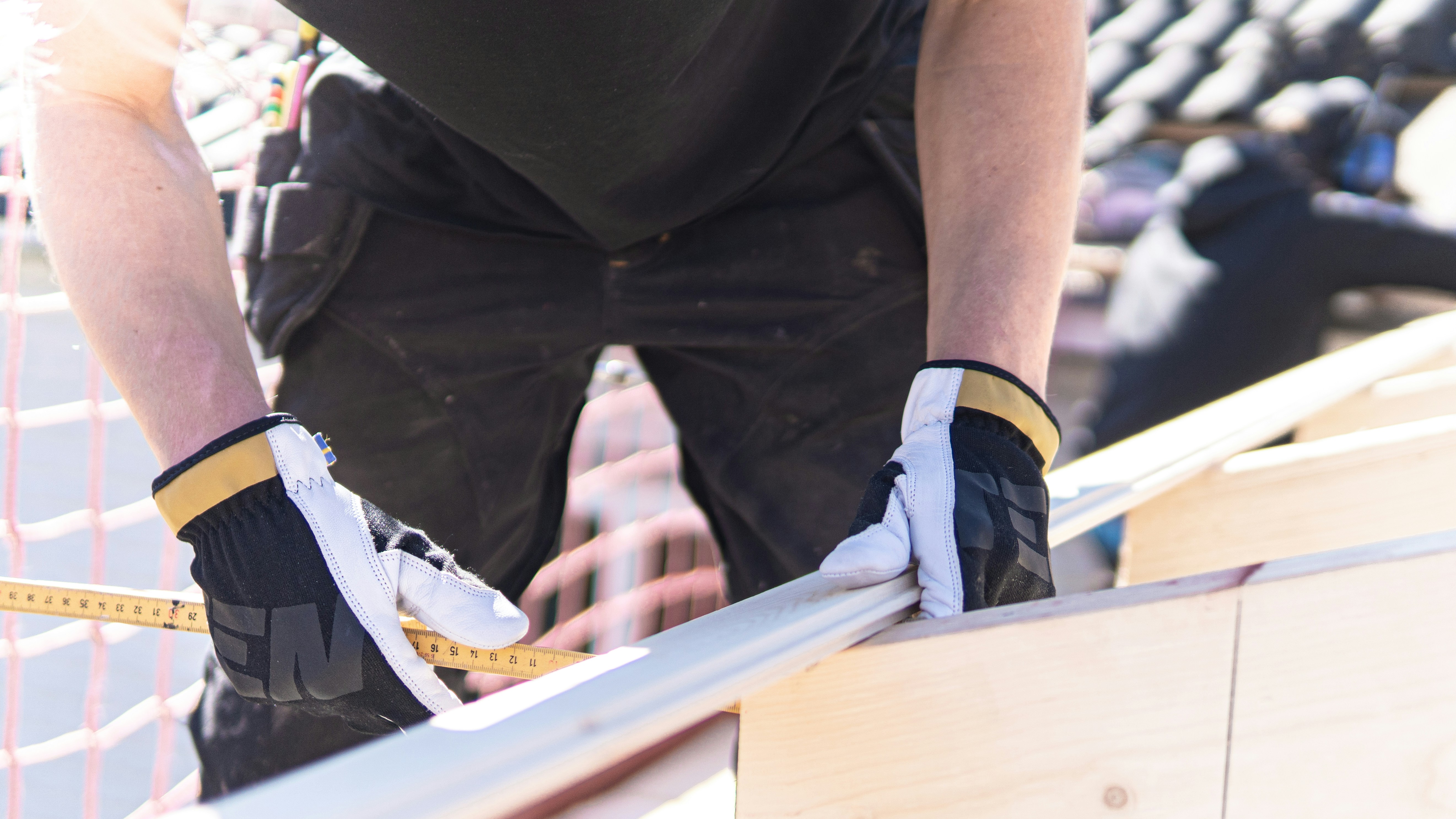 Top signs you’ve hired the right handyman: Clear communication, punctual service, skilled work, positive reviews, and transparent pricing for home repairs Top signs you’ve hired the right handyman: Clear communication, punctual service, skilled work, positive reviews, and transparent pricing for home repairs