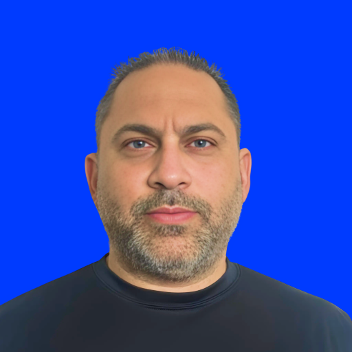 Octavio Patxot es especialista en marketing digital para spas y salones de belleza. Ha ayudado a más de 40 negocios en EE. UU. y Latinoamérica a crecer con estrategias basadas en Facebook Ads, automatización y fidelización de clientes. Apasionado por la estética, la innovación y el crecimiento empresarial.