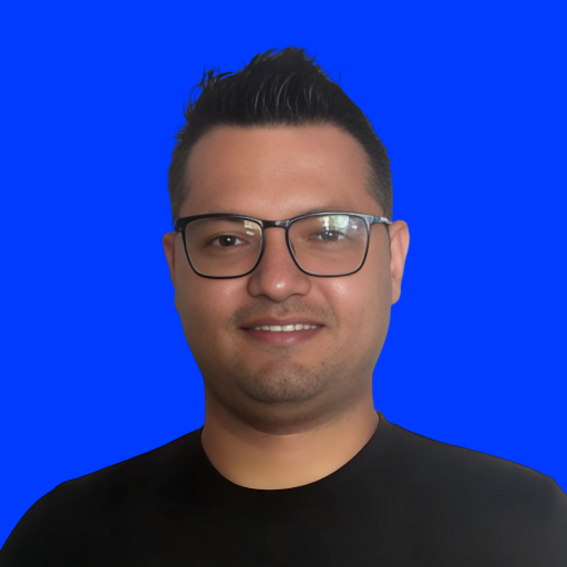 Especialista en desarrollo de marcas y diseño web con más de 14 años de experiencia. Actualmente se dedica a crear sitios web estratégicos en Go High Level, enfocados en conversión y crecimiento mediante el uso inteligente de automatizaciones y embudos de venta. Su enfoque combina diseño funcional, experiencia de usuario y tecnología para escalar negocios digitales.