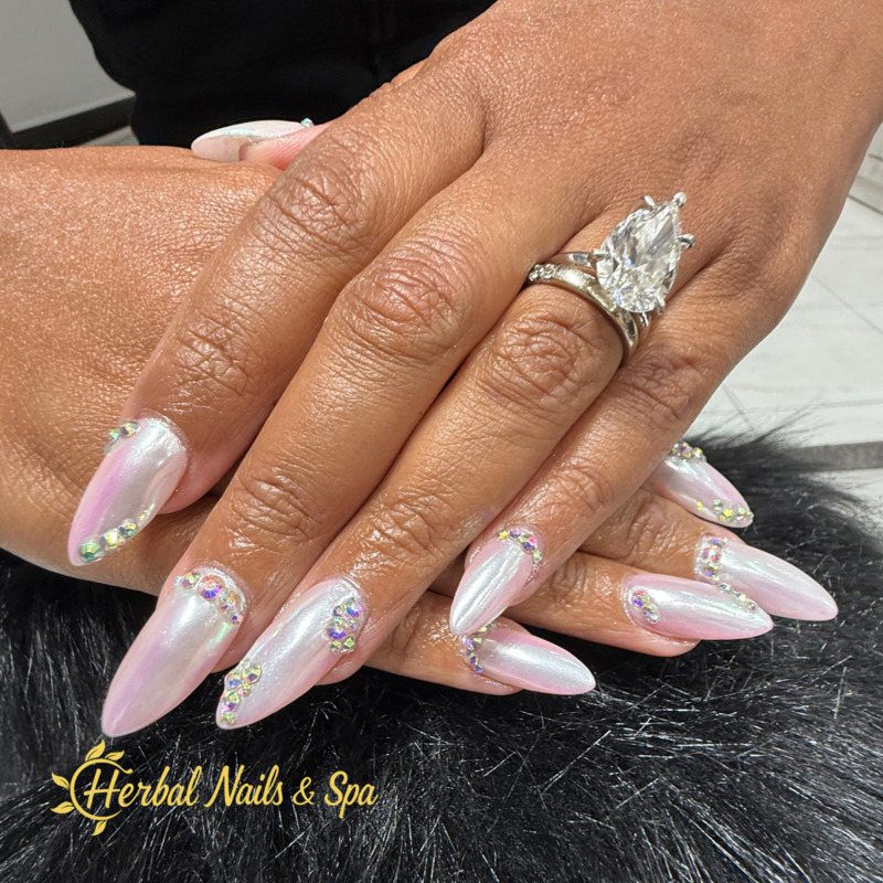 Gel manicure in Chino Hills, CA