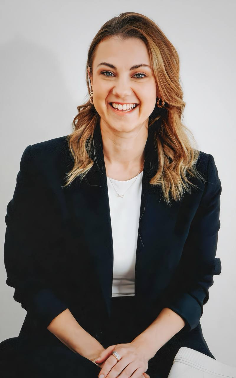 About Miranda Daisy & Ashleigh Olsen  Miranda Daisy