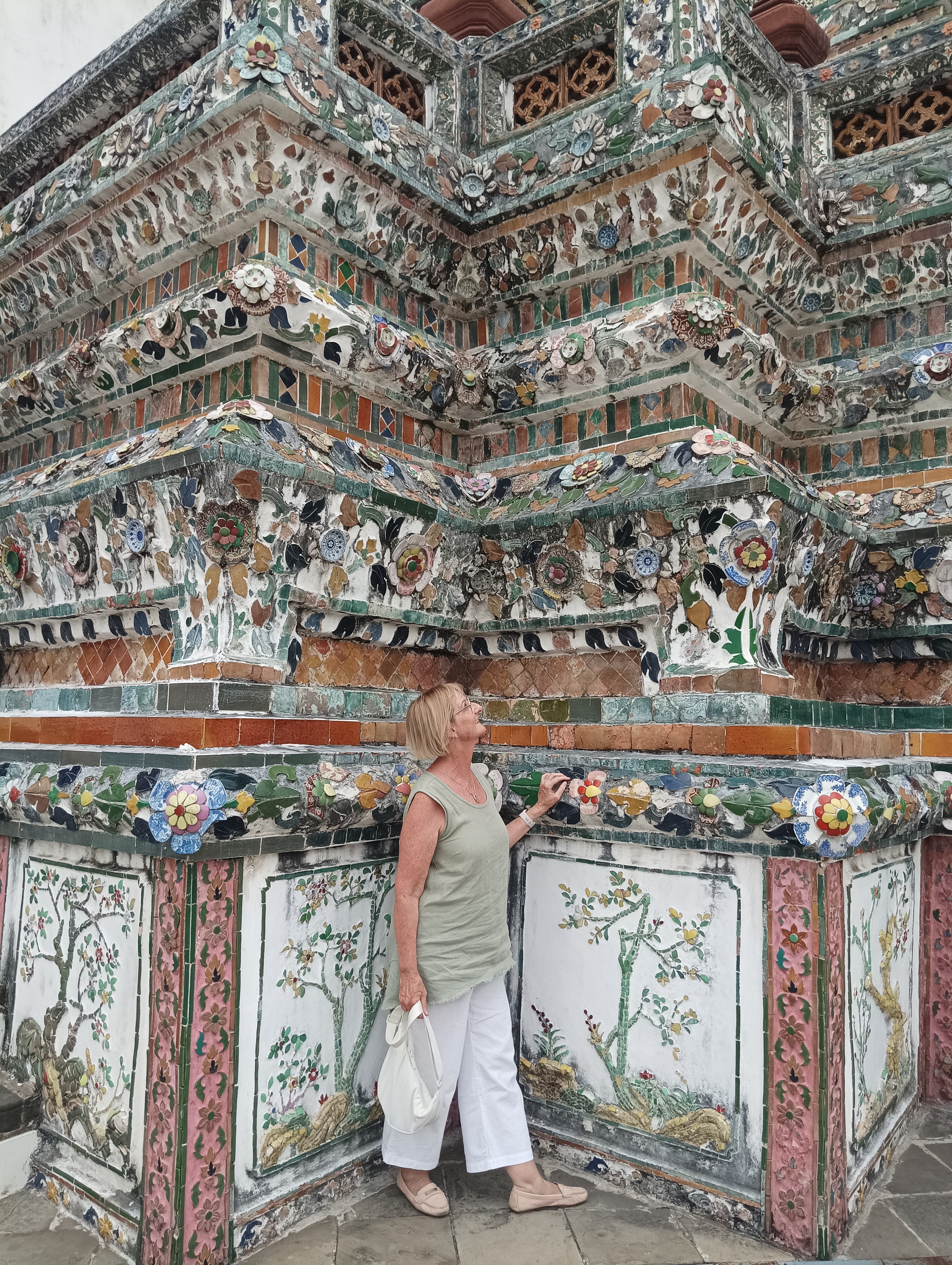 women traveling solo over 50 learning growth