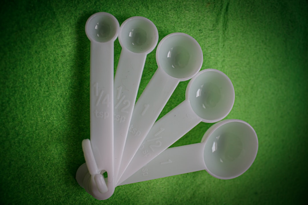 measuring spoons measuring spoons