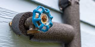 insulate pipes winterize